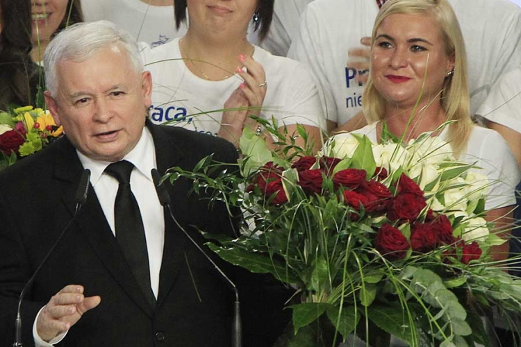 Poljska: Partija Kačinskog osvojila apsolutnu većinu