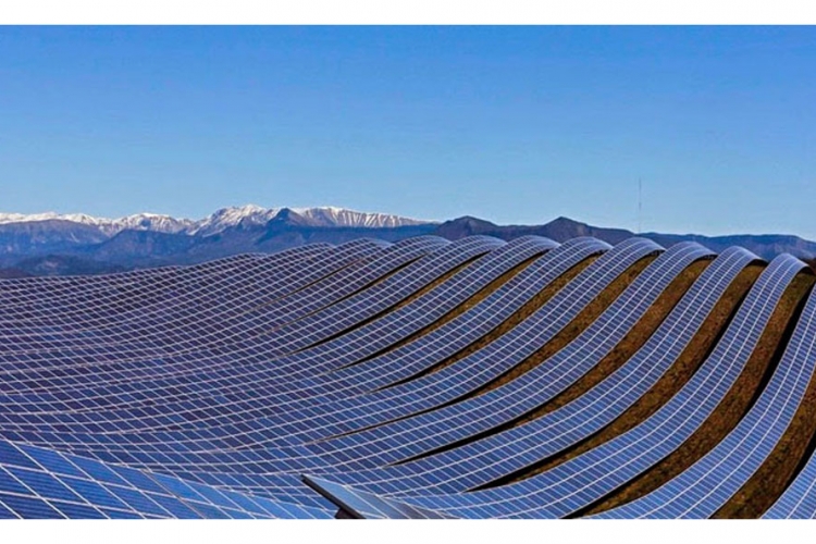 Les Mées: Najveća solarna farma u Francuskoj (FOTO)