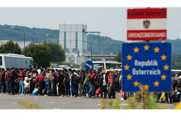 Mikl-Lajtner: Austrija gradi ogradu na granici sa Slovenijom