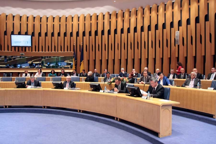Komisija podržala Zakon o platama i naknadama u institucijama BiH