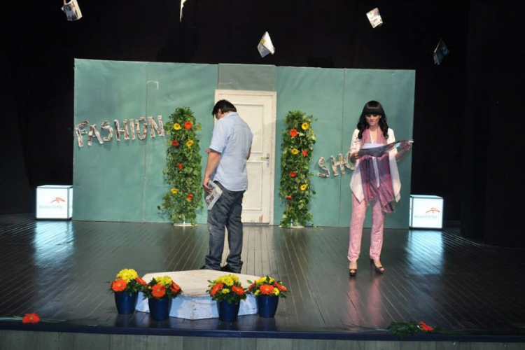Modno-scenski performans "Život je cirkus" spoj umjetnosti i mode
