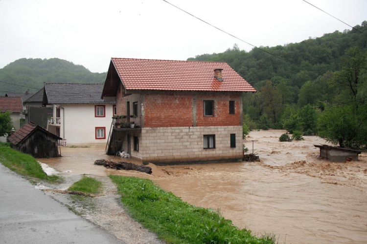 Za poplavljene u RS uplaćeno 16.175.352,41 KM