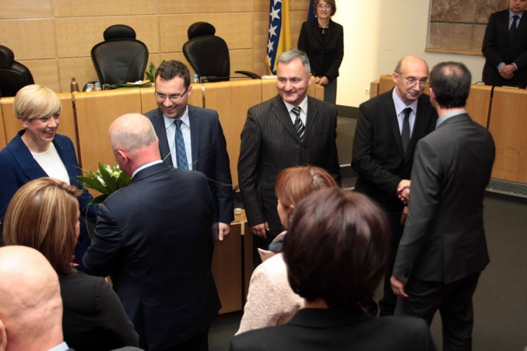 Federacija BiH dobila novu Vladu, parlament potvrdio imenovanje