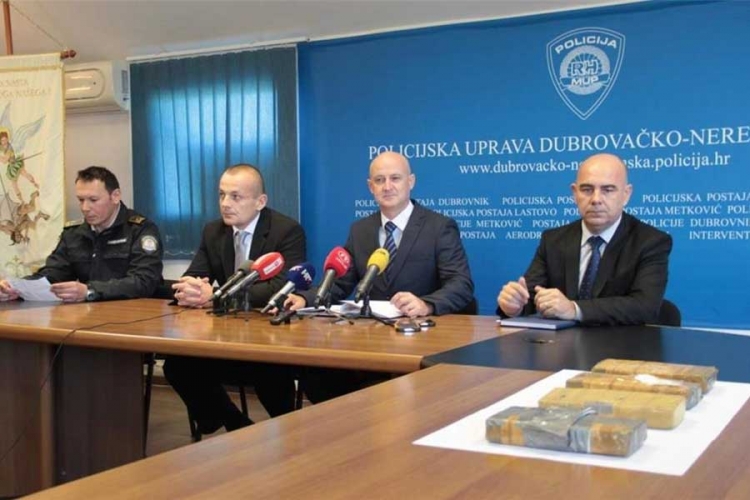 Dubrovnik: Pet uhapšenih, zaplijenjen kokain vrijedan oko milion evra