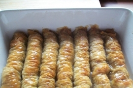 Divit baklava sa pistacima (FOTO)