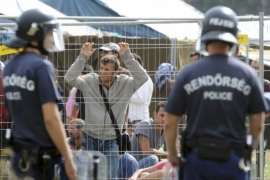 Češka: Migranti štrajkuju glađu, sjeku ruke u znak protesta