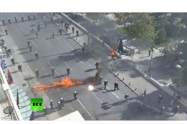 Protest protiv mjera štednja u Atini, lete molotovljevi kokteli 