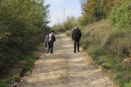Kroz blato hodaju do kuća i doktora
