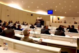 Zakon o neradnim danima u vrijeme vjerskih praznika vraćen na doradu
