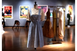 Milion i po dolara za haljinu iz filma "Čarobnjak iz Oza" 