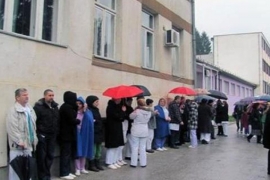 Isplata plata ili nastavak protesta