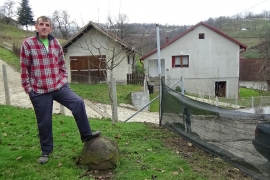 Kamene kugle u Starom Majdanu: Iz brda izviru zmajeva jaja ili ...