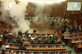U Skupštini Kosova ponovo bačen suzavac
