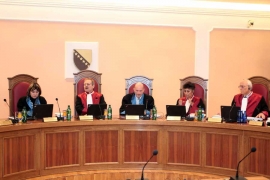 Majkić-Stevandić: Sudije Ustavnog suda BiH su Izetbegovićeva ...