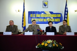 Deset godina Oružanih snaga: Ponosni na vojnike koji rade za dobrobit ...