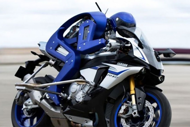 Yamaha proizvela humanoidnog robota koji može voziti motocikl