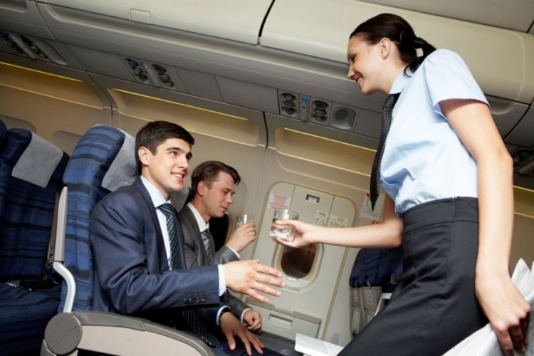 Stjuardese i piloti nikada vam neće otkriti ovih 10 tajni