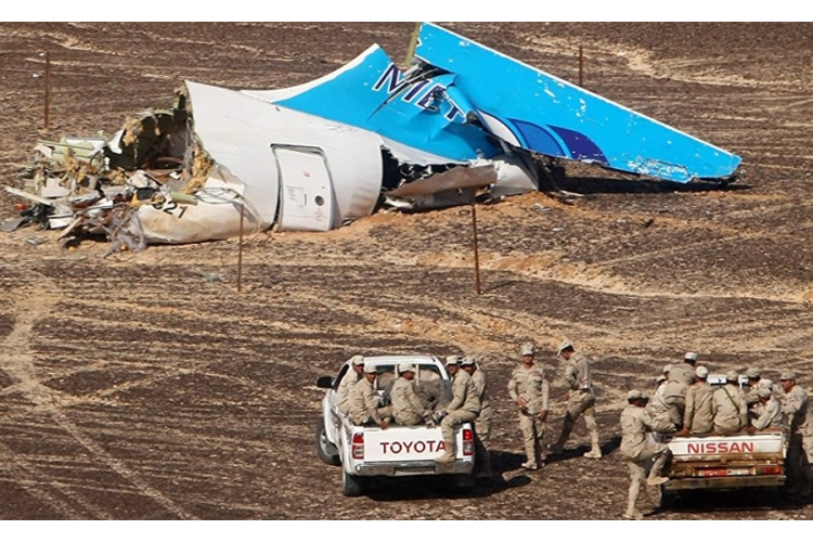 Teroristički napad ili eksplozija razlog pada aviona? (FOTO, VIDEO)