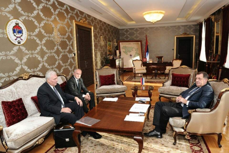 Dodik: Tužio sam sam sebe, da prekinem ovu harangu