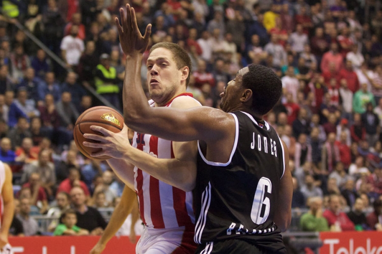 ABA liga: Košarkaši Zvezde dobili derbi protiv Partizana