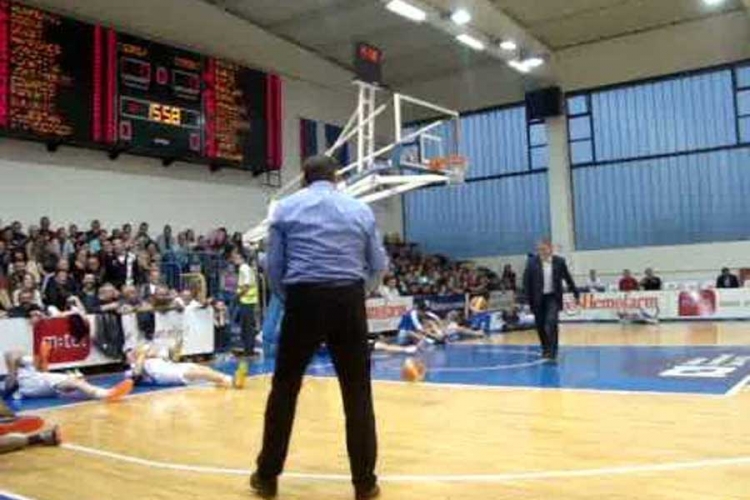 Hit: Dodik pokazao Izetbegoviću kako se ubacuju trojke  (VIDEO)