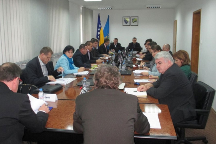 Vlada TK: Tuže Vladu FBiH zbog kredita MMF-a