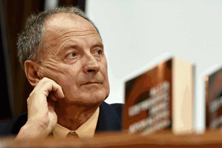 Autor knjige koja je ustalasala duhove: Do podne Alija, od podne Izetbegović