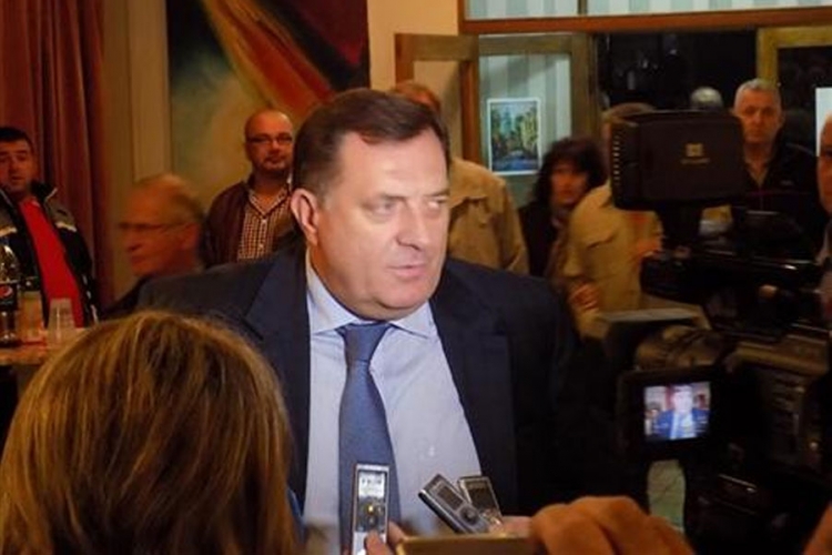 Dodik: SNSD najjača politička organizacija u Srpcu
