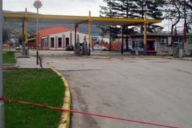 Zapečaćeno osam benzinskih pumpi firme Petrol iz Ljubuškog