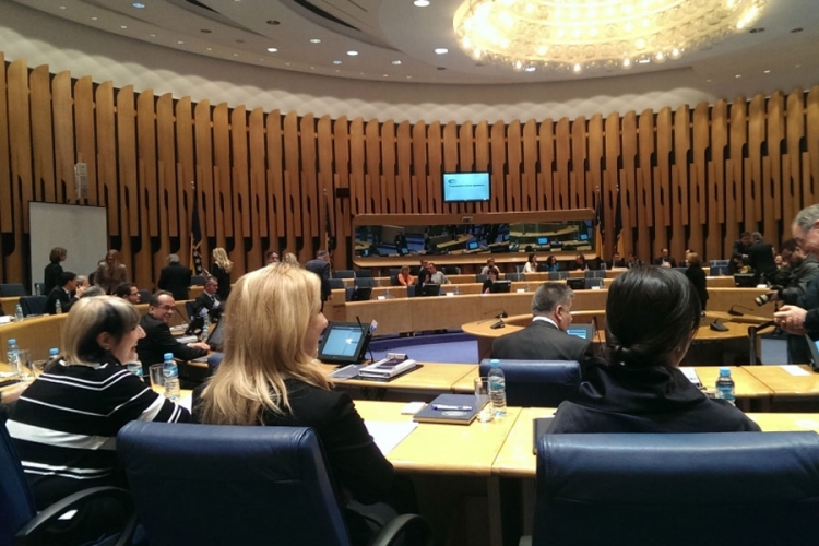 Dom naroda PSBiH: Usvojen Prijedlog zakona o dopunama Zakona o platama i naknadama