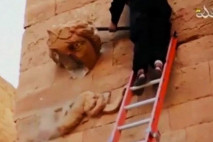 Islamska država zarađuje ogroman novac prodajući antikvitete na crnom tržištu (VIDEO)
