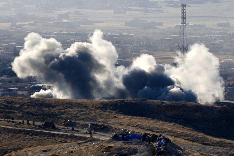 Kurdski borci ušli u Sindžar, čiste ga od džihadista (FOTO)