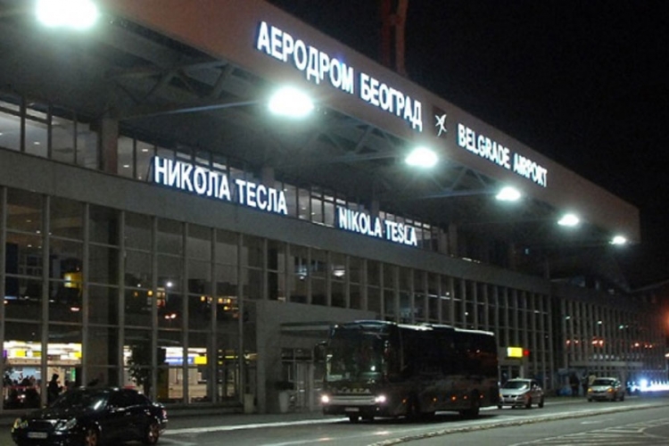 Avion iz Turske vanredno sletio na Aerodrom "Nikola Tesla"