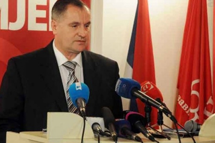 Višković: Bosić prekršio dogovor da više neće biti političkih svađa