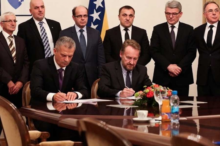 Održan sastanak SDA i SBB-a o rekonstrukciji Vlade KS-a