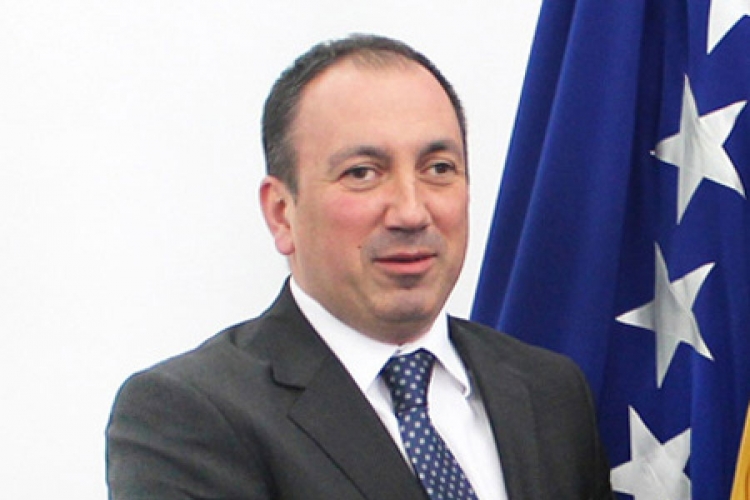 Crnadak u Vašingtonu: BiH potencijalni kandidat za članstvo u EU