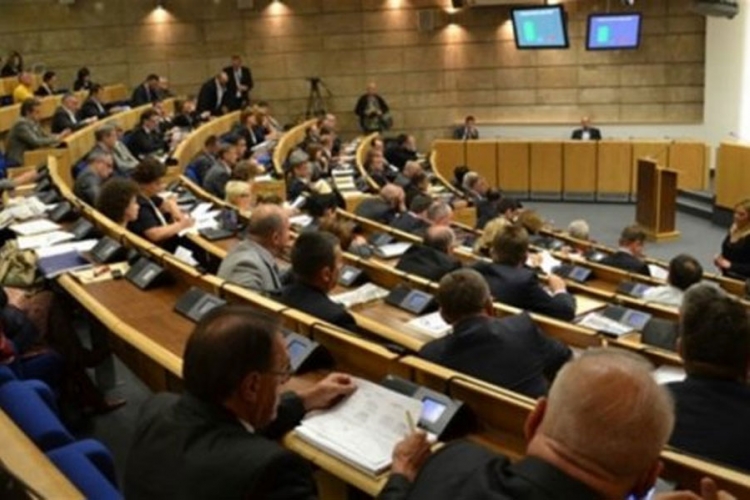 Elektroprivreda HZ HB u minusu od 100 miliona KM