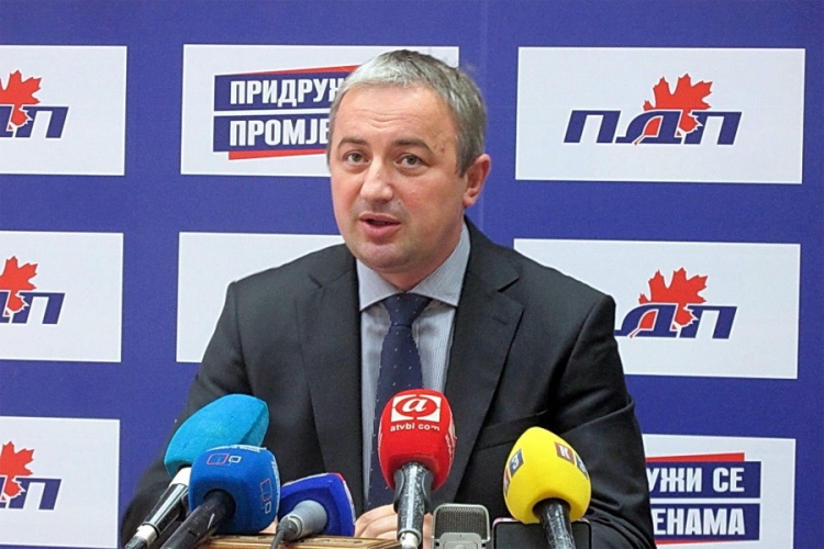 Borenović pozvao lidera SNSD-a na tv duel