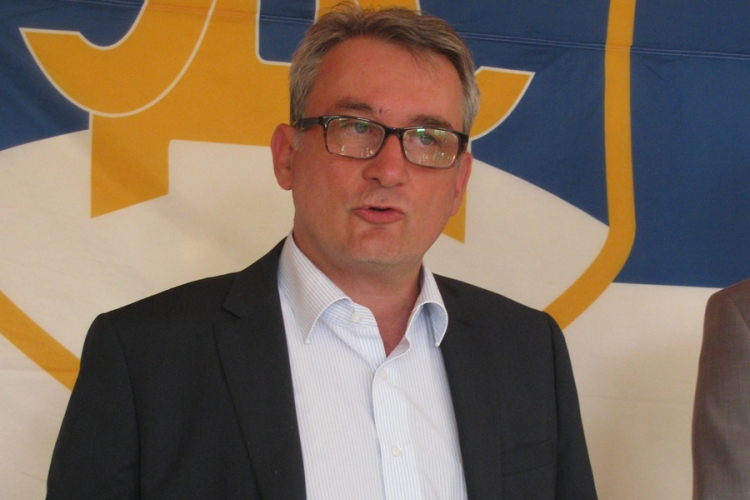SDS: Laži kojima se pokušavaju prikriti brojne afere