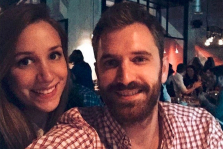 Ko je ljepotica u društvu Momčila Otaševića? (FOTO)