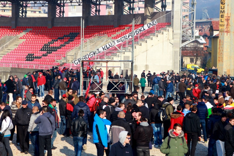 FK "Sloboda" podržali navijači