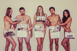 Do gole kože: Studenti snimili kalendar za žrtve suše (FOTO)