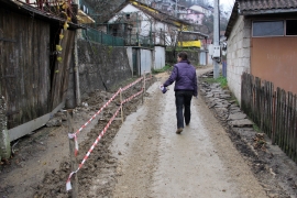 Orlovački put u Banjaluci pun blata i odrona (FOTO)