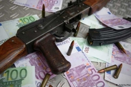 Crno tržište oružja na Balkanu: Cijena kalašnjikova 300 do 500 evra