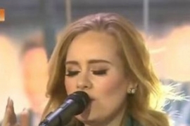 Šokirala fanove: Evo od koga je Adel ukrala novi hit (VIDEO)