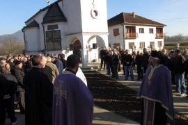 Služen parastos za 109 Srba u Bjelovcu