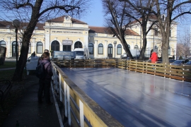 Banjaluka: Klizalište od ponedjeljka ispred MSU RS