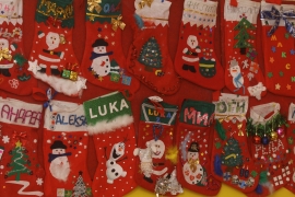 Džakovi Djeda Mraza puni dječjih želja
