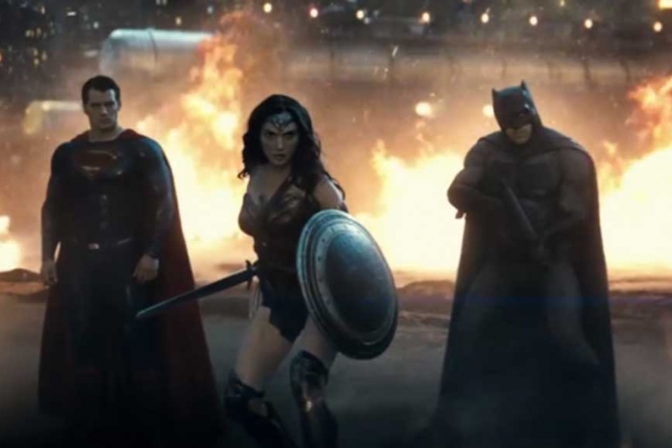 Novi trejler za  "Batman v Superman: Dawn of Justice"(VIDEO)