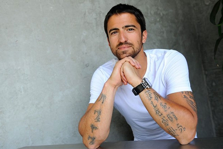  Evo kako Janko Tipsarević damama želi dobro jutro (FOTO)
